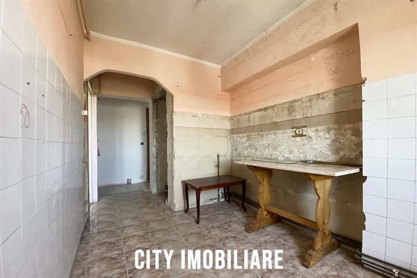 Apartament cu 2 camere decomandat în Mărăști