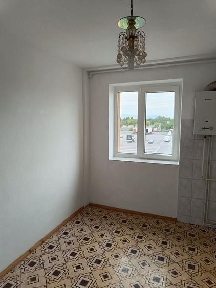 Apartament cu 2 camere semidecomandat în Bartolomeu