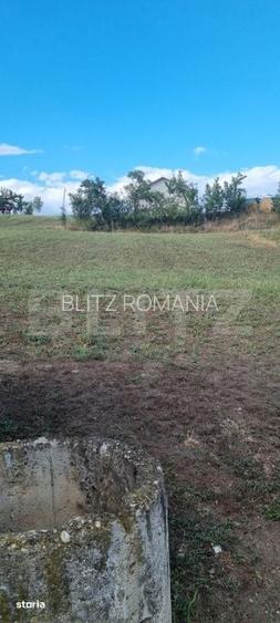 CASA CU TEREN SI PANORAMA SUPERBA