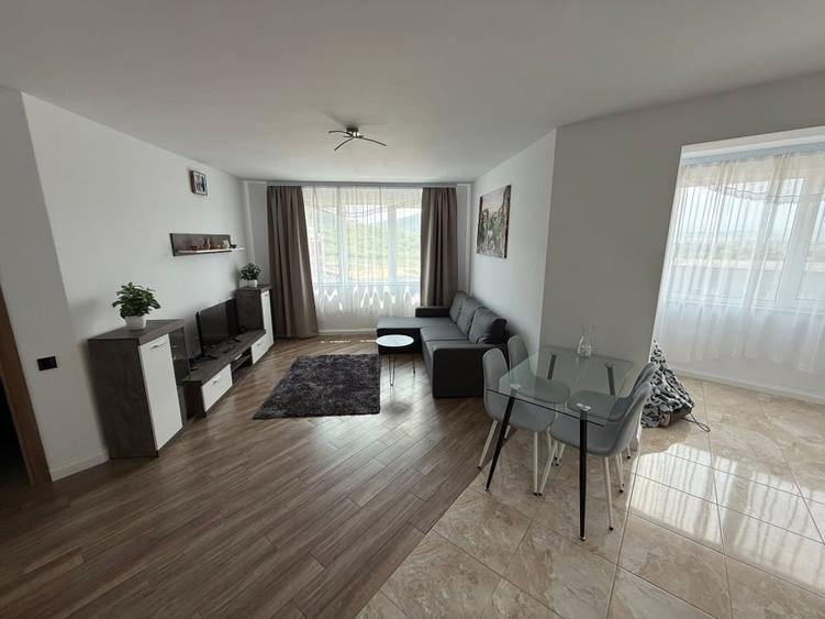 Apartament cu 2 camere decomandat, mobilat în Florești