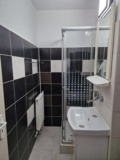 Apartament cu 2 camere semidecomandat în Exterior Vest