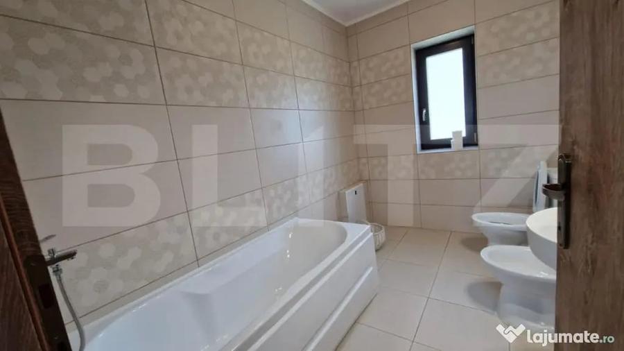 Casă cu 4 camere cu Teren 480 Mp în Cornești