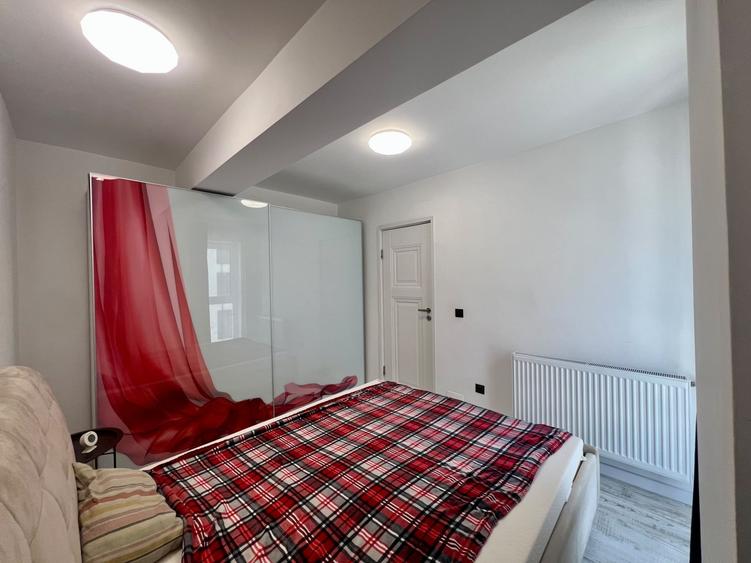 Apartament cu 2 camere semidecomandat, mobilat în Dâmbul Rotund