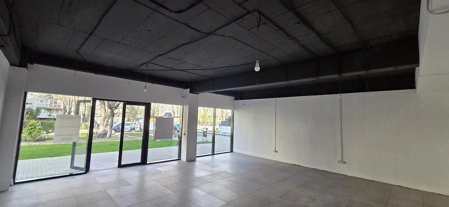 Spațiu comercial, de 79 mp, în Lipovei