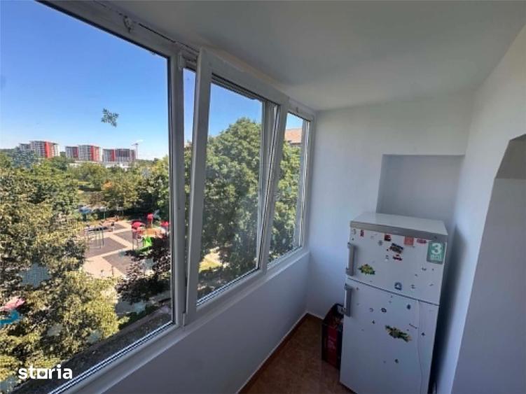 Apartament cu 2 camere decomandat în Lipovei