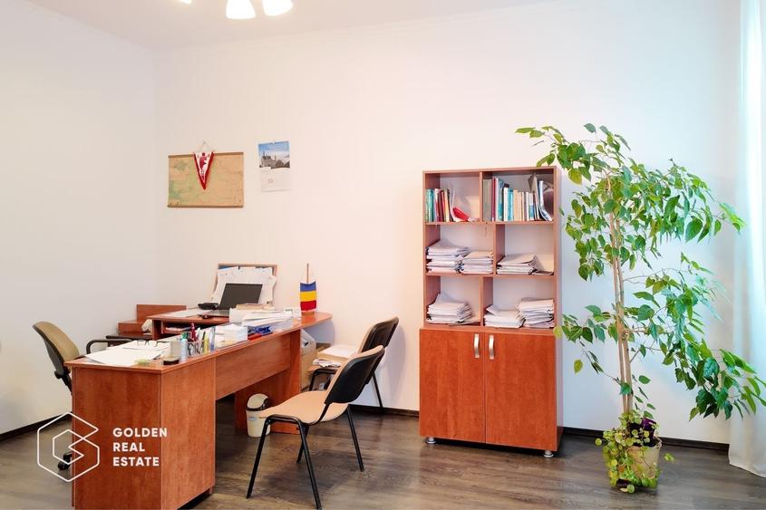 Apartament cu 2 camere semidecomandat, mobilat în Ultracentral