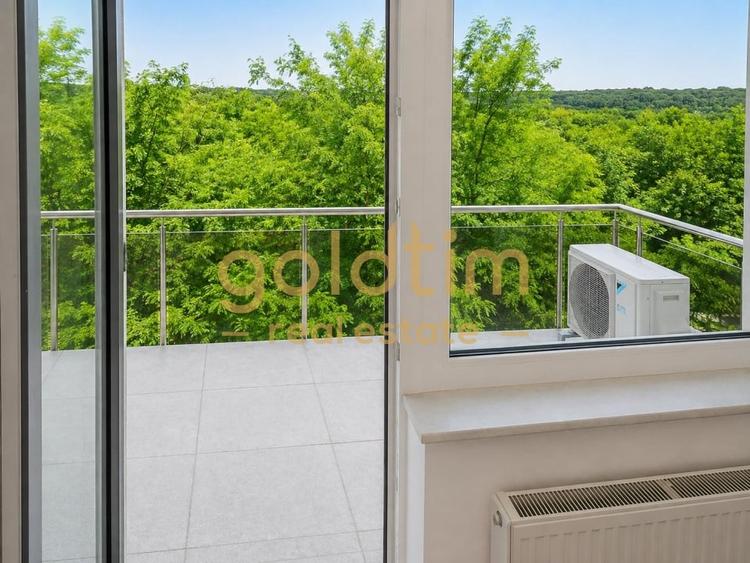 Apartament cu 3 camere decomandat, mobilat în Băneasa
