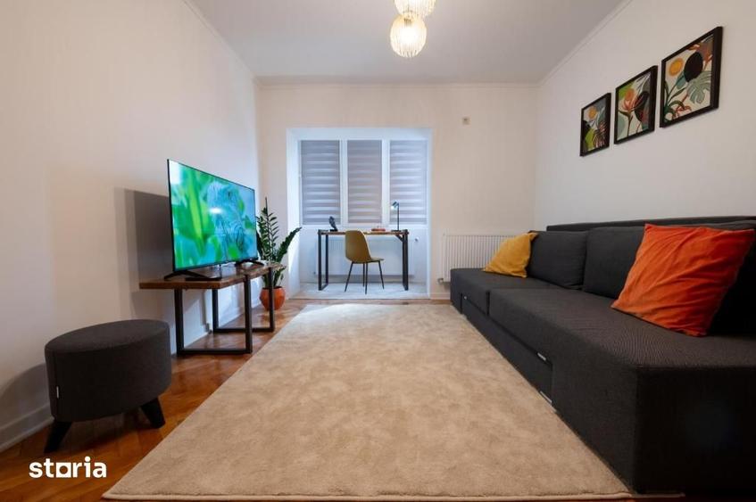 Apartament cu 2 camere decomandat în Republicii
