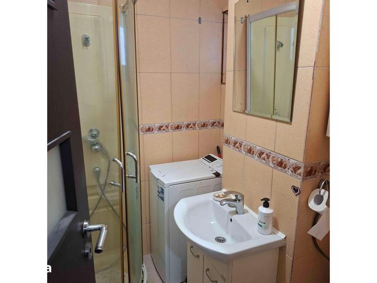 Apartament cu 2 camere în Tei
