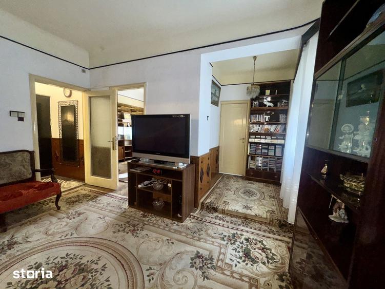 Apartament cu 4 camere în Central