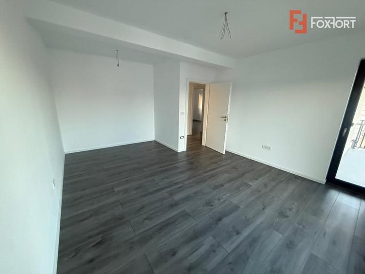 Duplex cu 5 camere cu Teren 300 Mp în Chișoda