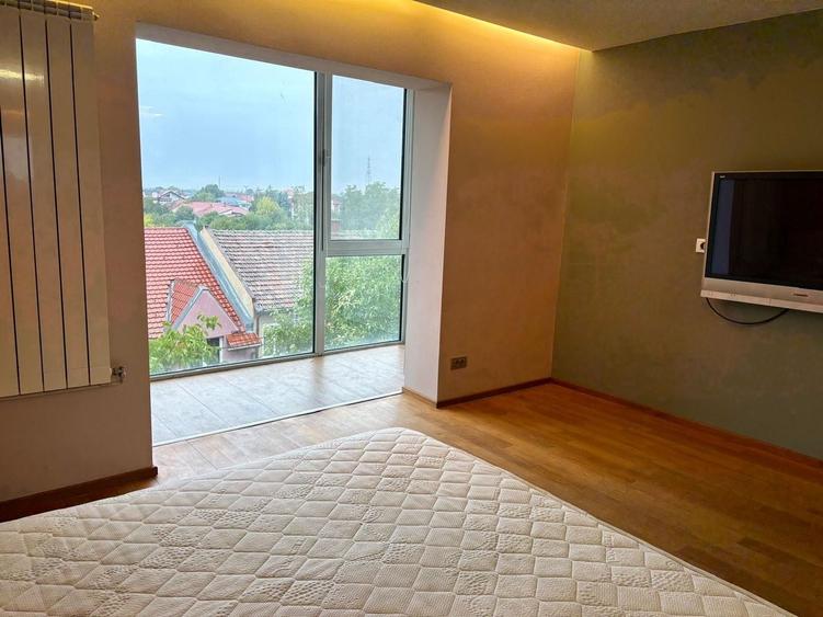 Apartament cu 2 camere decomandat, mobilat în Bucovina