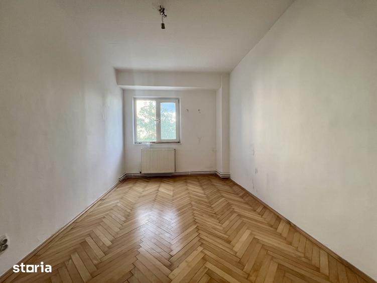 Apartament cu 4 camere decomandat în Freidorf
