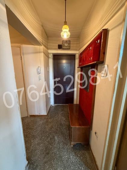 Sos. Colentina 8, zona Kaufland, 10 min metrou Obor - 7