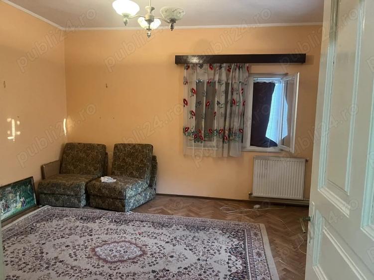 Casă cu Teren 2000 Mp în Central