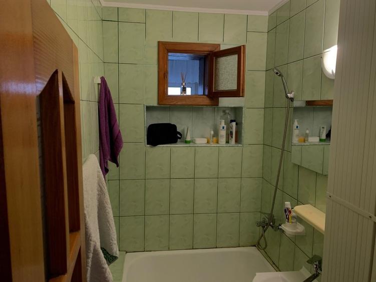 Garsonieră decomandată în Sud
