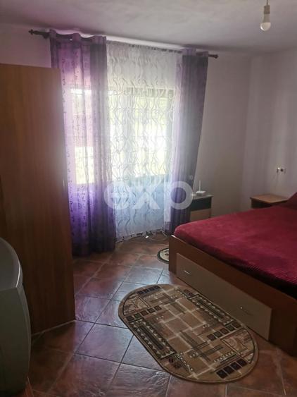 Casă individuală cu 5 camere cu Teren 700 Mp în Ungureni (Dragomirești)