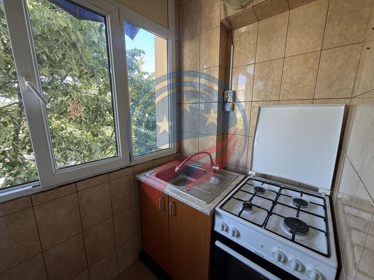 Apartament cu 2 camere decomandat, mobilat în Lăpuș