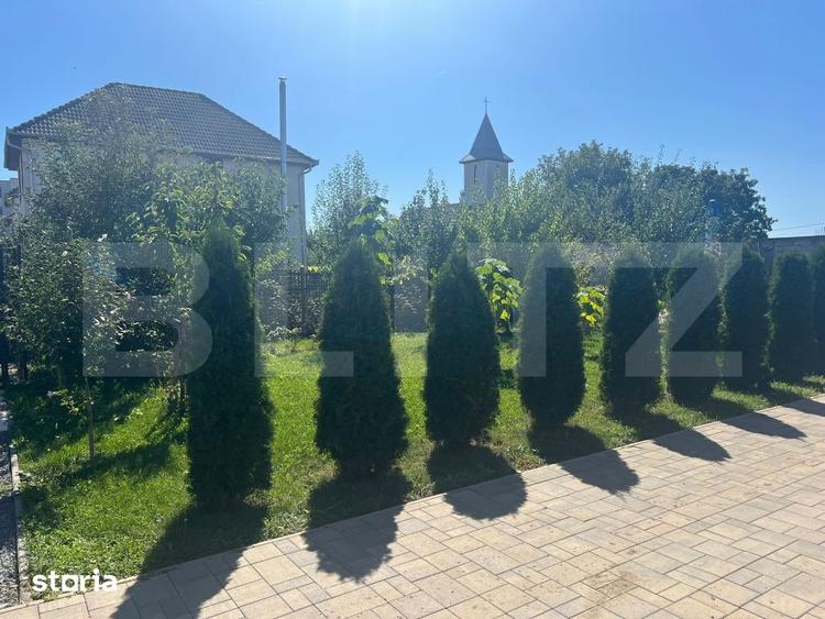 Casă cu 8 camere cu Teren 830 Mp în Central