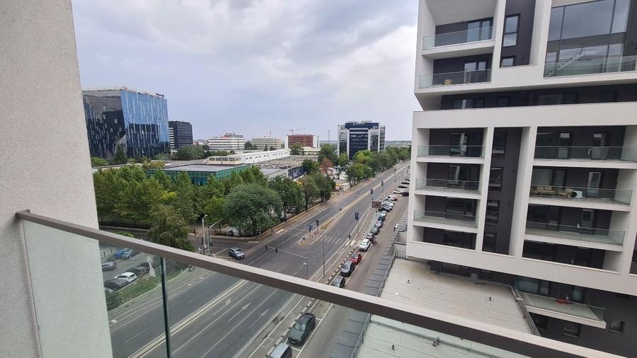 Apartament cu 2 camere semidecomandat, mobilat în Aviației