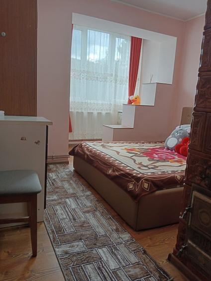 Vând apartament cu 2 camere decomandat - 4