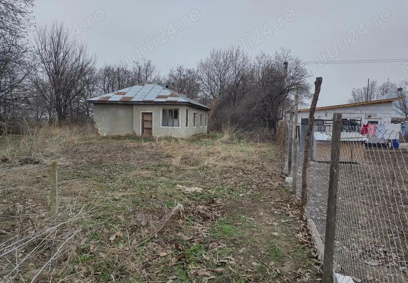 Spațiu comercial, de 160 mp, în Tătăranu