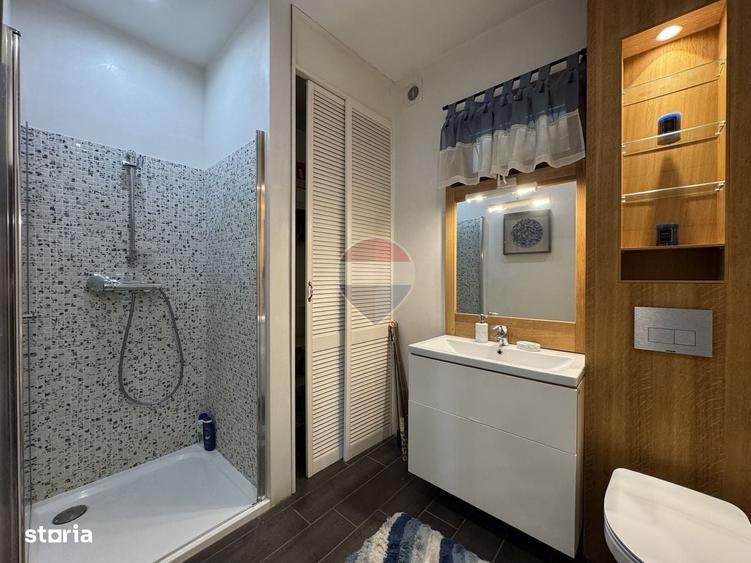 Casă cu 3 camere cu Teren 180 Mp în Central