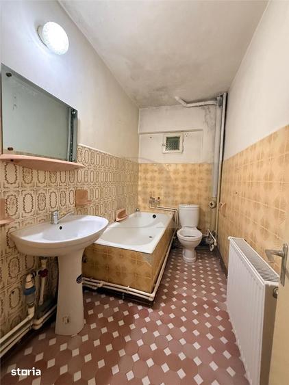 Apartament cu 3 camere decomandat în Ultracentral