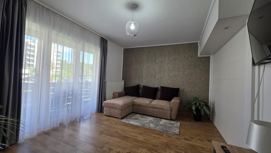 Apartament cu 2 camere decomandat în Avantgarden