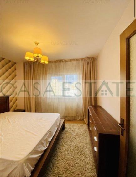 Apartament cu 3 camere în Tineretului