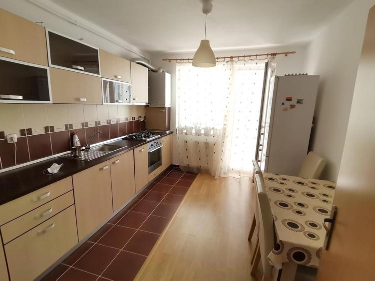 INCHIRIEZ apartament 2 camere, renovat ,zona Turnisor - 7
