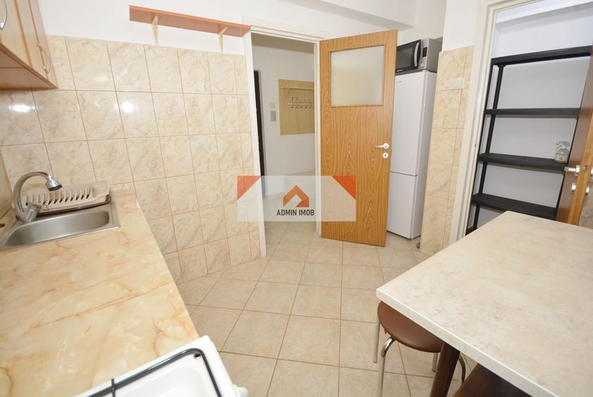 Apartament cu 2 camere semidecomandat în Drumul Taberei