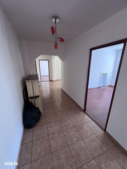 Ap. 3 Camere Independentei Decomandat de Vanzare ! - 10