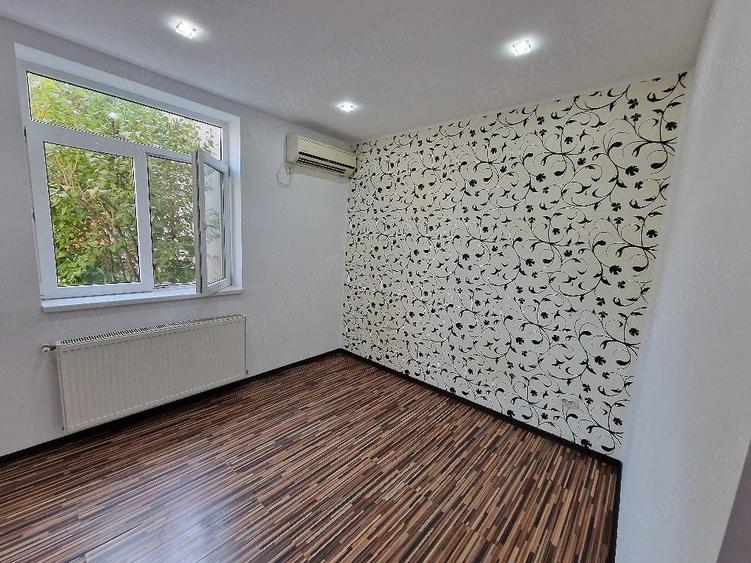 Casă cu 4 camere cu Teren 448 Mp în Rahova