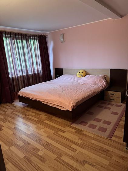 Apartament cu 3 camere decomandat în Exterior Vest