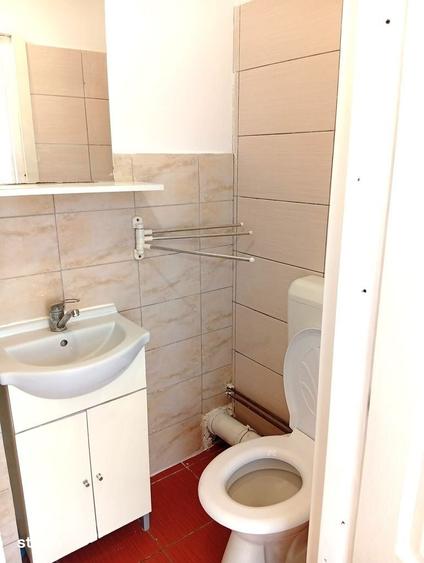 Apartament cu 3 camere decomandat în Aradul Nou