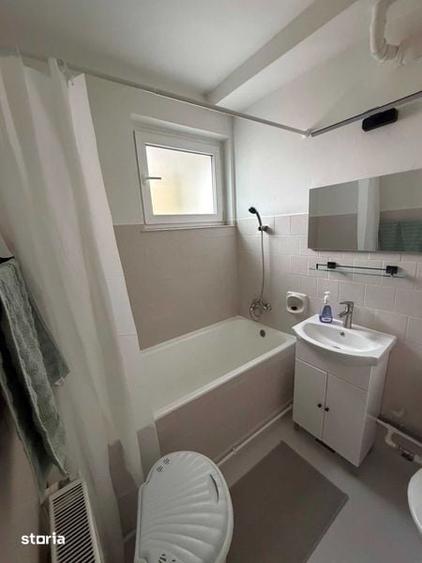 Inchiriez apartament 3 camere Hunedoara - 7
