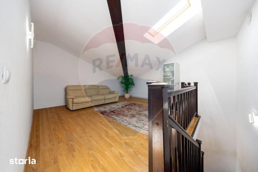 Apartament cu 4 camere decomandat, mobilat în Sânpetru