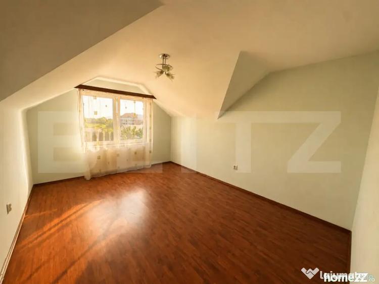 Apartament cu 5 camere în Central