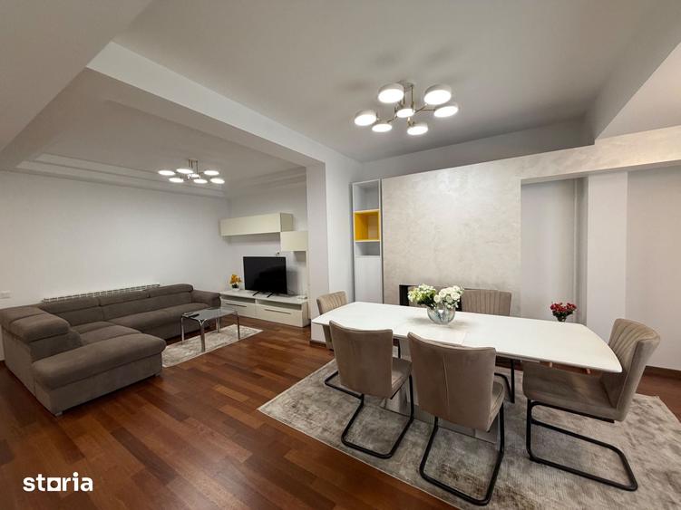 Apartament cu 4 camere în Herăstrău