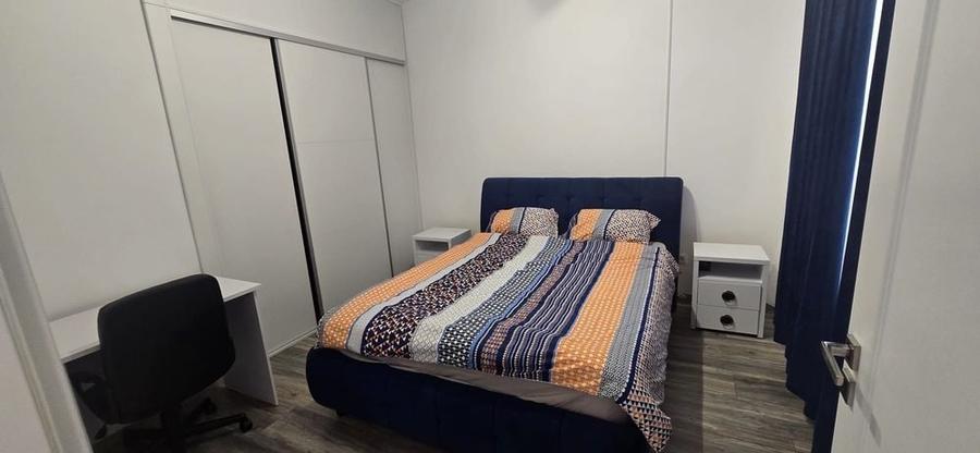 Apartament cu 3 camere decomandat în Exterior Vest