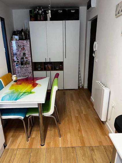 Apartament cu 2 camere nedecomandat în Central