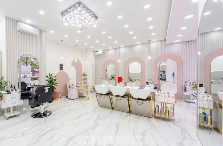 Spațiu comercial, de 117 mp, în Banu Manta