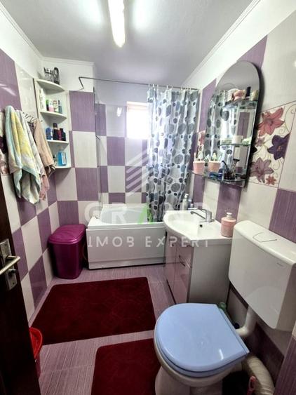 Apartament cu 3 camere semidecomandat, mobilat în Iris