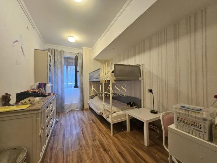 Apartament cu 3 camere, mobilat în Iancu Nicolae