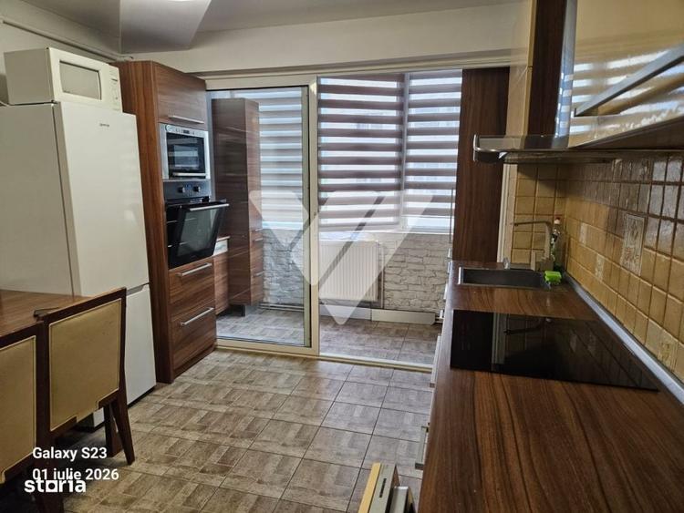 Apartament cu 3 camere decomandat în Vasile Aaron