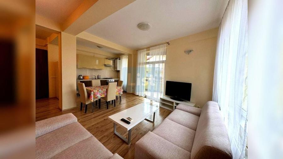 Apartament cu 4 camere semidecomandat, mobilat în Zorilor