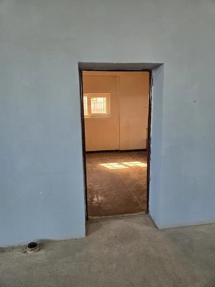 Spațiu comercial, de 800 mp, în Central