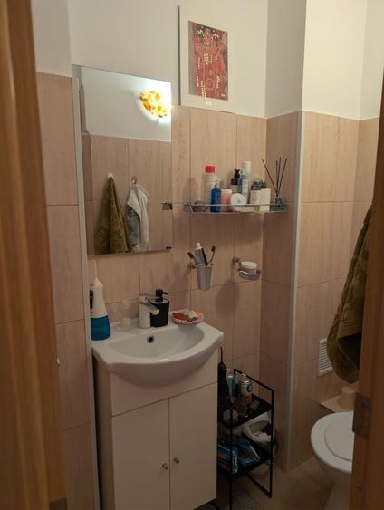 Apartament cu 3 camere decomandat în Nicolina