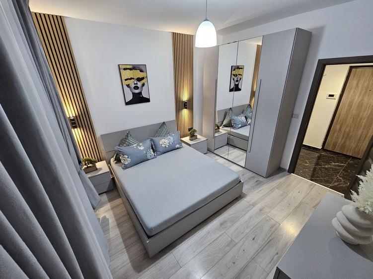 Apartament cu 3 camere decomandat în UTA